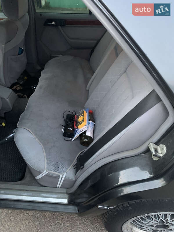 Седан Mercedes-Benz E-Class 1995 в Житомире фото 9 Седан Mercedes-Benz E-Class 1995 в Житомире