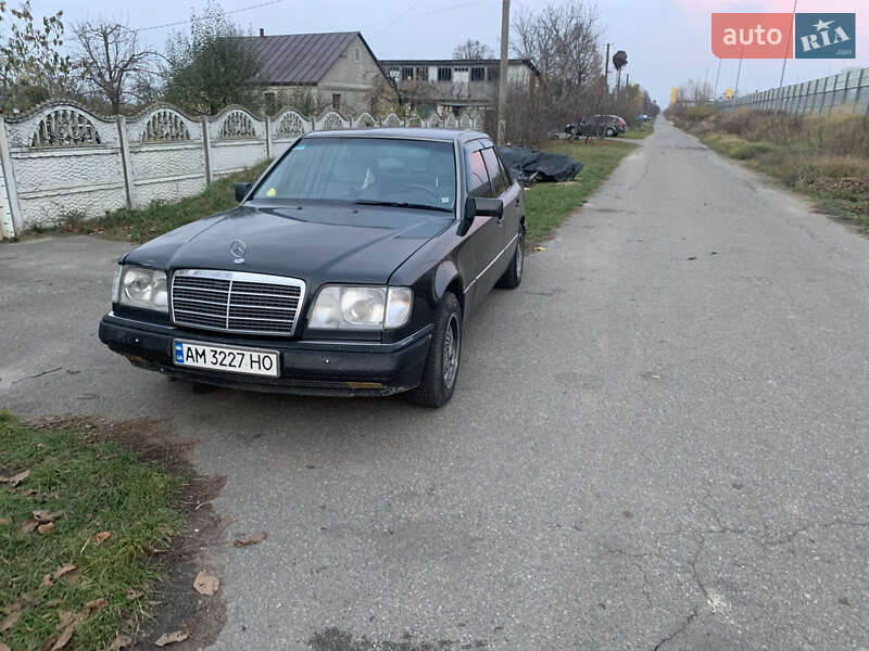 Седан Mercedes-Benz E-Class 1995 в Житомире фото 5 Седан Mercedes-Benz E-Class 1995 в Житомире