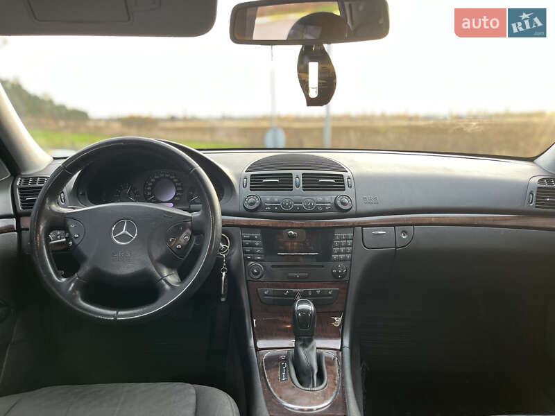 Седан Mercedes-Benz E-Class 2004 в Бучі фото 12 Седан Mercedes-Benz E-Class 2004 в Бучі