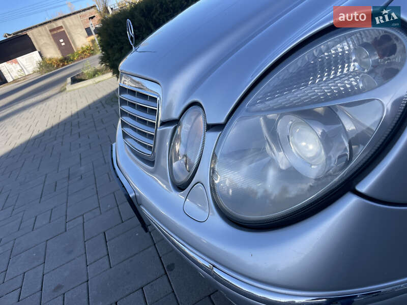 Седан Mercedes-Benz E-Class 2002 в Виноградове фото 17 Седан Mercedes-Benz E-Class 2002 в Виноградове