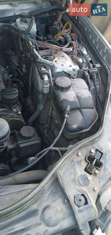 Седан Mercedes-Benz E-Class 2002 в Тульчине