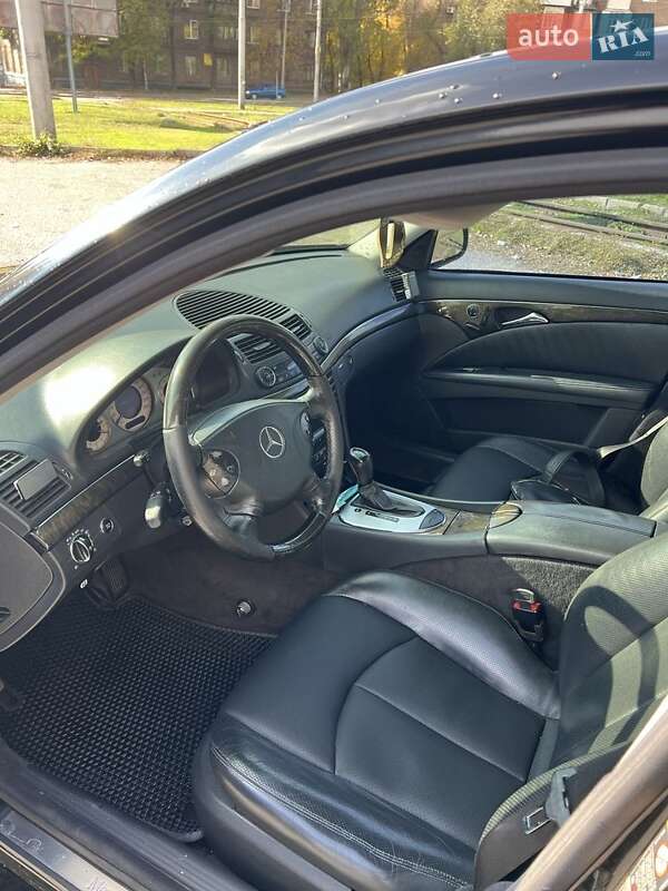 Седан Mercedes-Benz E-Class 2003 в Запорожье фото 6 Седан Mercedes-Benz E-Class 2003 в Запорожье