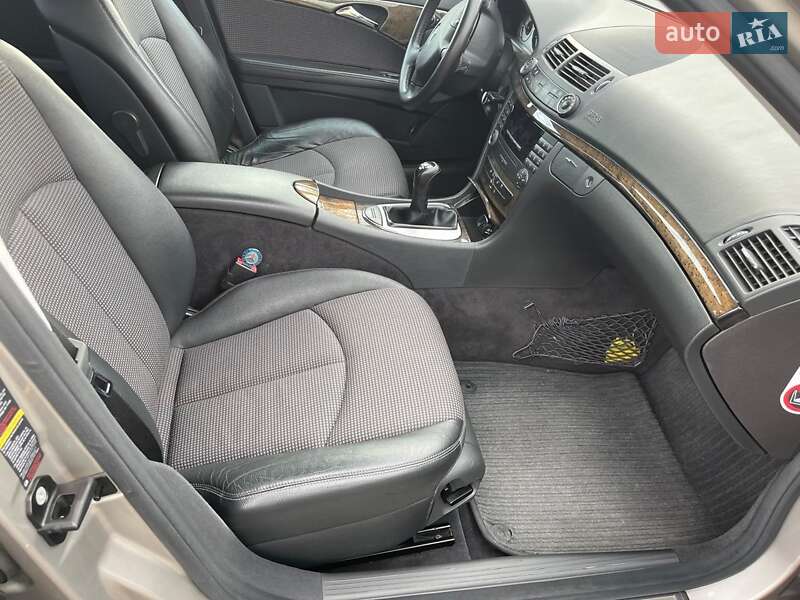 Седан Mercedes-Benz E-Class 2005 в Збаражі фото 15 Седан Mercedes-Benz E-Class 2005 в Збаражі