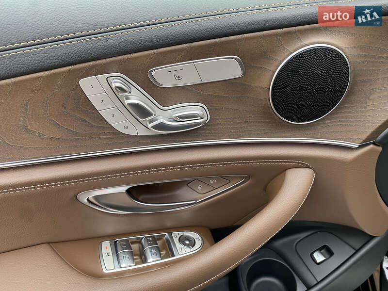 Седан Mercedes-Benz E-Class 2021 в Киеве фото 40 Седан Mercedes-Benz E-Class 2021 в Киеве
