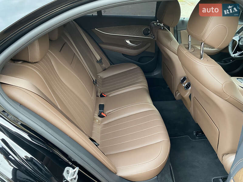 Седан Mercedes-Benz E-Class 2021 в Киеве фото 47 Седан Mercedes-Benz E-Class 2021 в Киеве