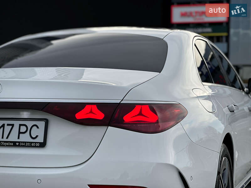 Седан Mercedes-Benz E-Class 2024 в Києві фото 26 Седан Mercedes-Benz E-Class 2024 в Києві