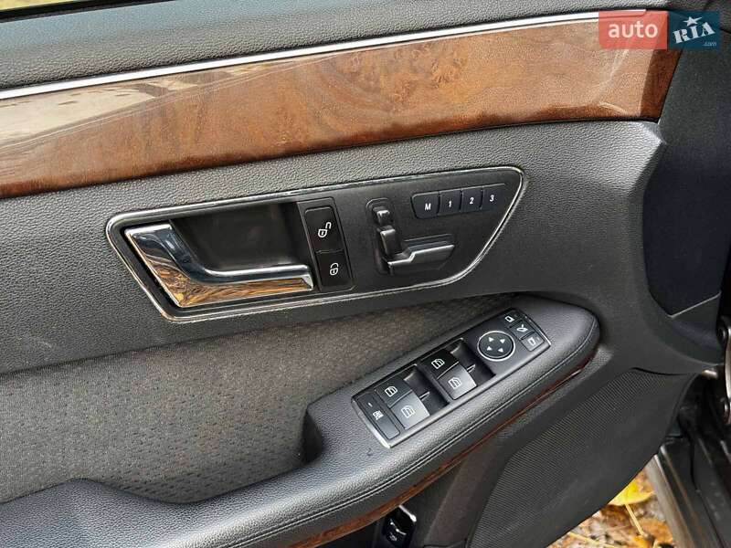 Універсал Mercedes-Benz E-Class 2011 в Києві фото 16 Універсал Mercedes-Benz E-Class 2011 в Києві