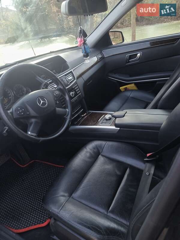 Универсал Mercedes-Benz E-Class 2012 в Новом Ярычеве фото 2 Универсал Mercedes-Benz E-Class 2012 в Новом Ярычеве