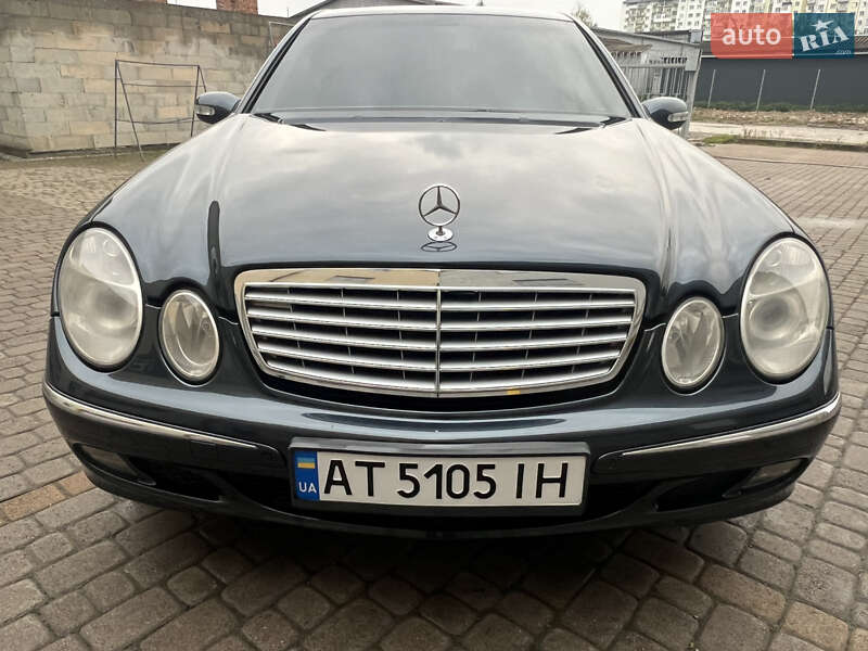 Седан Mercedes-Benz E-Class 2005 в Ивано-Франковске