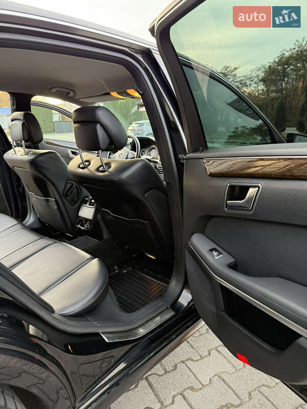 Седан Mercedes-Benz E-Class 2011 в Чернівцях фото 20 Седан Mercedes-Benz E-Class 2011 в Чернівцях