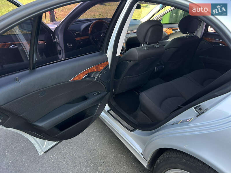 Седан Mercedes-Benz E-Class 2008 в Иршаве фото 10 Седан Mercedes-Benz E-Class 2008 в Иршаве