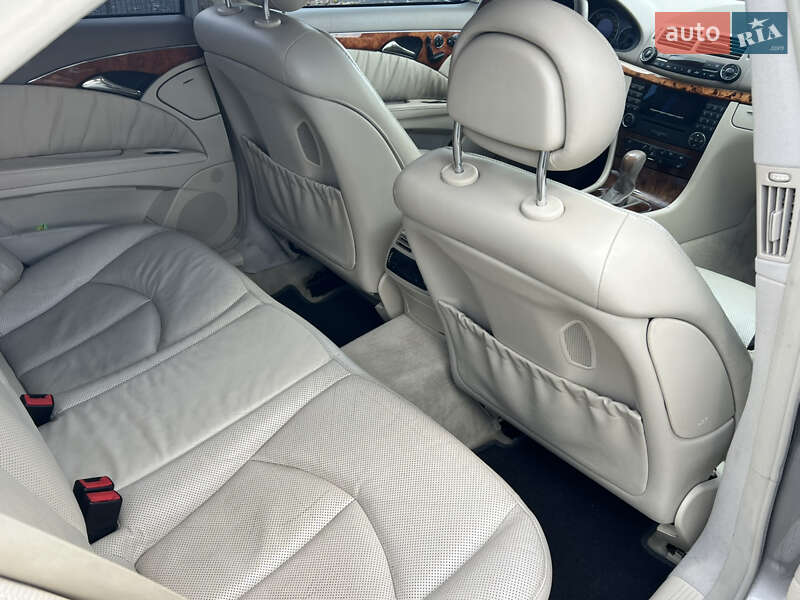 Седан Mercedes-Benz E-Class 2005 в Киеве фото 19 Седан Mercedes-Benz E-Class 2005 в Киеве