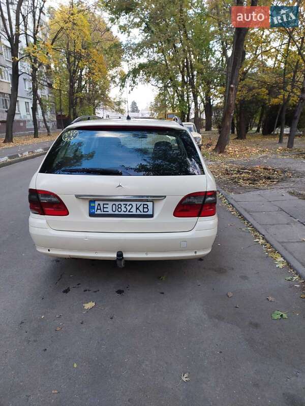 Универсал Mercedes-Benz E-Class 2008 в Запорожье