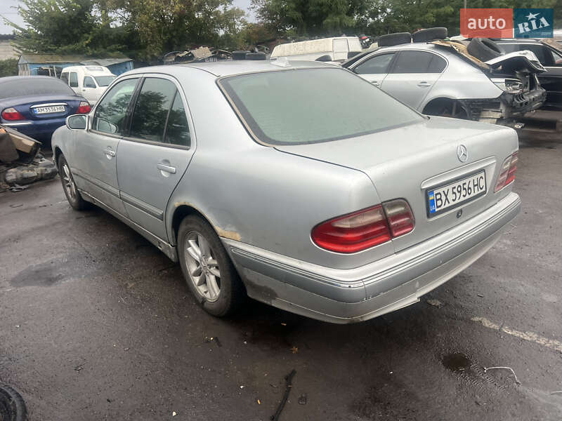 Седан Mercedes-Benz E-Class 2000 в Житомире фото 5 Седан Mercedes-Benz E-Class 2000 в Житомире