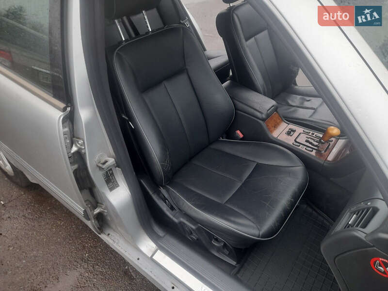 Седан Mercedes-Benz E-Class 2000 в Житомире фото 21 Седан Mercedes-Benz E-Class 2000 в Житомире