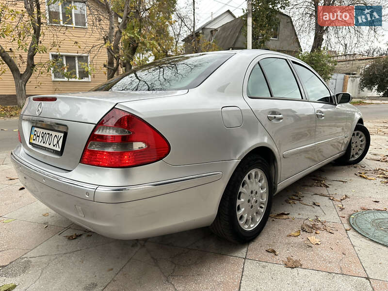 Седан Mercedes-Benz E-Class 2002 в Одессе