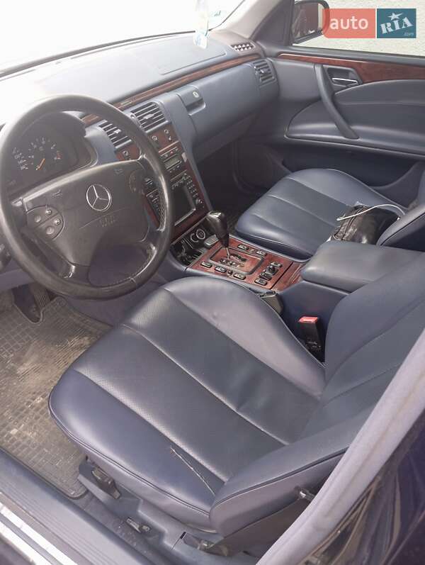 Седан Mercedes-Benz E-Class 2001 в Луцке фото 4 Седан Mercedes-Benz E-Class 2001 в Луцке