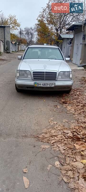 Універсал Mercedes-Benz E-Class 1993 в Одесі фото 5 Універсал Mercedes-Benz E-Class 1993 в Одесі