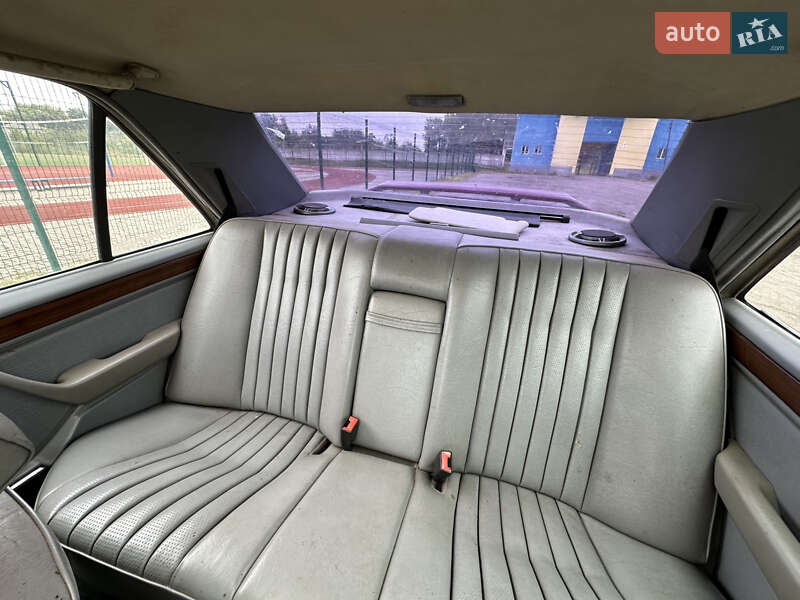 Седан Mercedes-Benz E-Class 1985 в Любомле фото 11 Седан Mercedes-Benz E-Class 1985 в Любомле