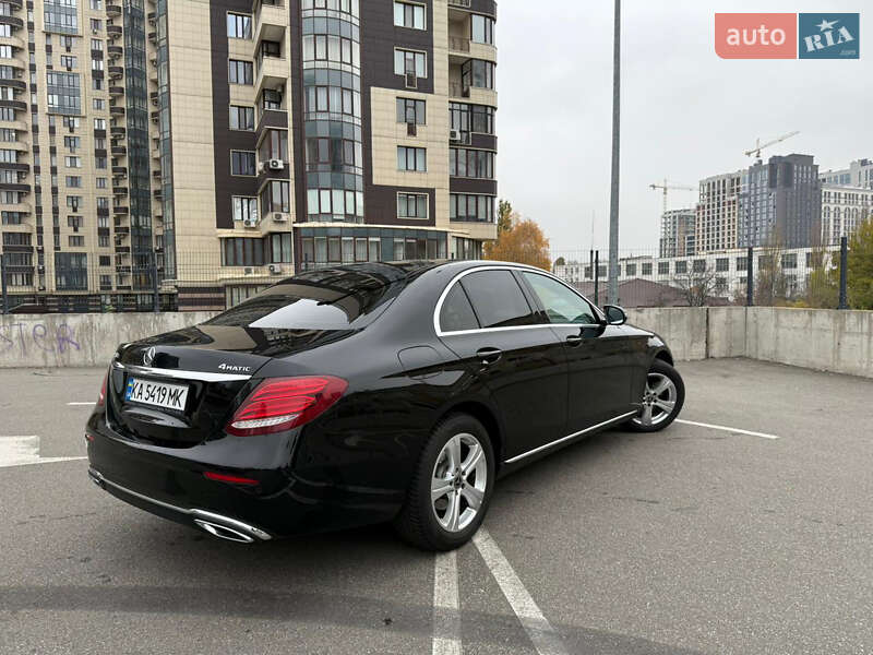 Седан Mercedes-Benz E-Class 2018 в Киеве