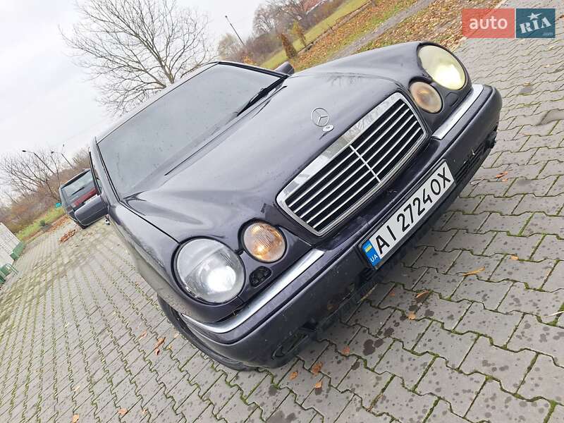 Седан Mercedes-Benz E-Class 1997 в Черновцах