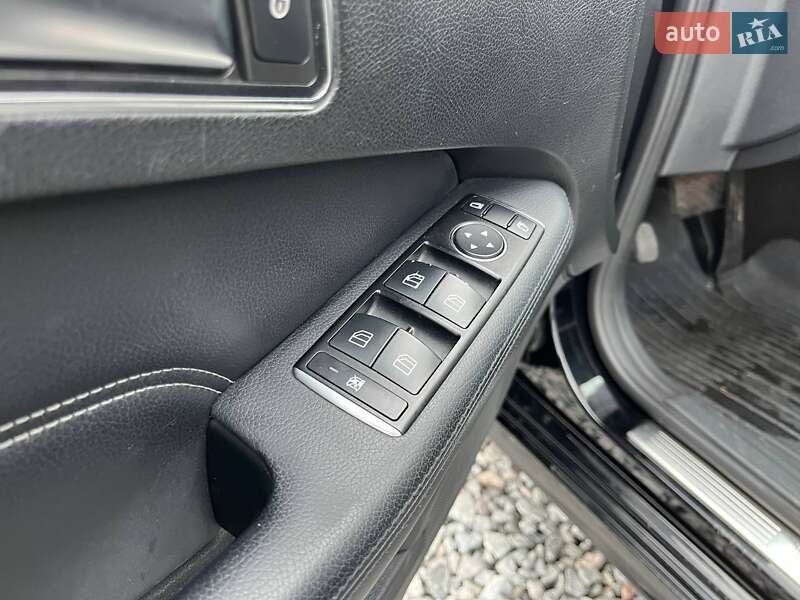 Универсал Mercedes-Benz E-Class 2015 в Киеве фото 16 Универсал Mercedes-Benz E-Class 2015 в Киеве