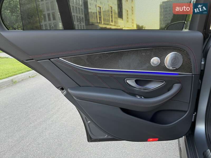Седан Mercedes-Benz E-Class 2022 в Днепре