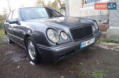 Седан Mercedes-Benz E-Class 1996 в Львові