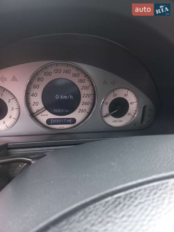 Седан Mercedes-Benz E-Class 2004 в Киверцах фото 4 Седан Mercedes-Benz E-Class 2004 в Киверцах