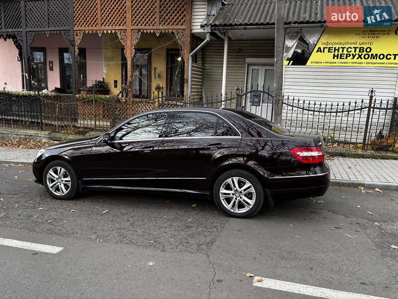 Седан Mercedes-Benz E-Class 2009 в Дрогобичі фото 8 Седан Mercedes-Benz E-Class 2009 в Дрогобичі