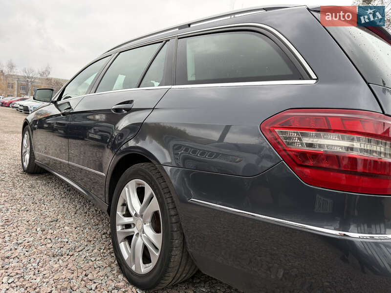 Универсал Mercedes-Benz E-Class 2010 в Полтаве фото 14 Универсал Mercedes-Benz E-Class 2010 в Полтаве