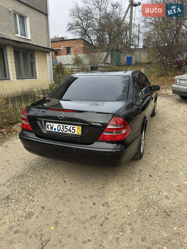 Седан Mercedes-Benz E-Class 2004 в Збараже