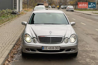 Седан Mercedes-Benz E-Class 2002 в Черновцах