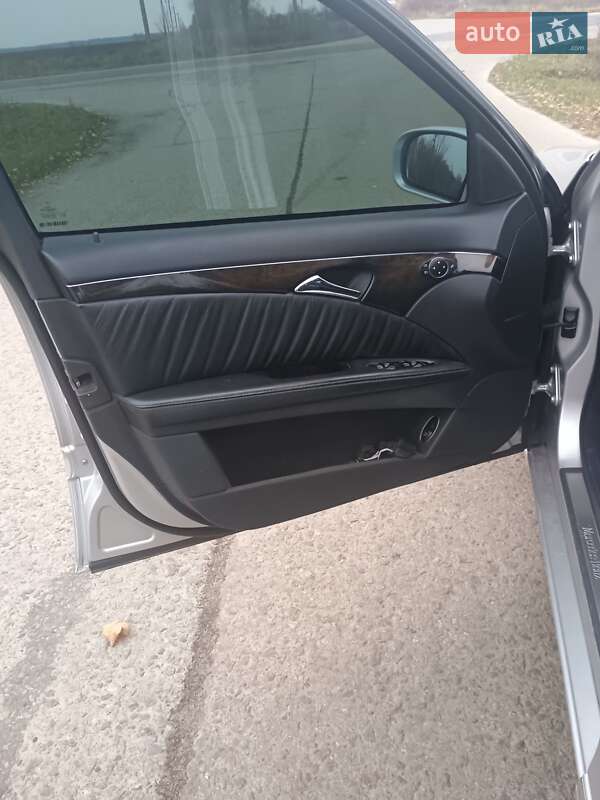 Седан Mercedes-Benz E-Class 2002 в Талалаевке фото 5 Седан Mercedes-Benz E-Class 2002 в Талалаевке