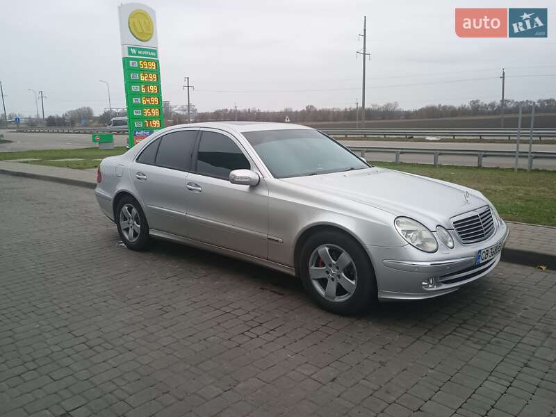 Седан Mercedes-Benz E-Class 2002 в Талалаевке фото Седан Mercedes-Benz E-Class 2002 в Талалаевке