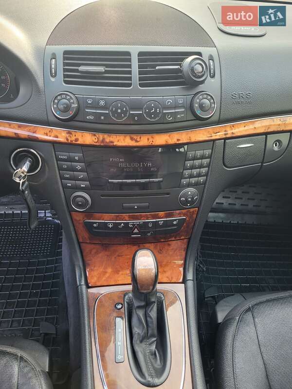 Седан Mercedes-Benz E-Class 2004 в Харькове