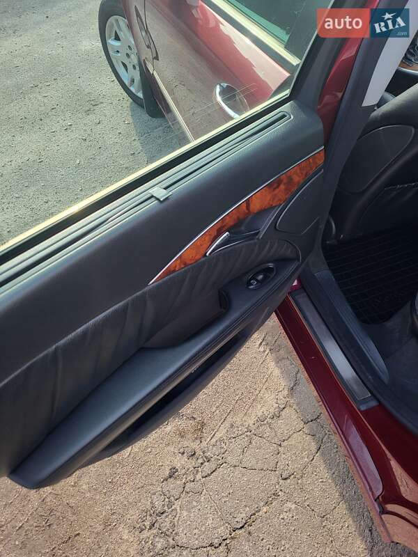 Седан Mercedes-Benz E-Class 2004 в Харькове