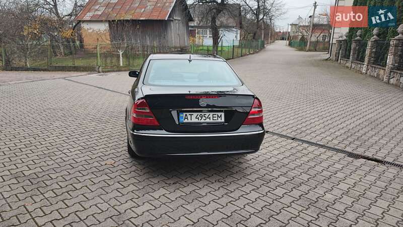 Седан Mercedes-Benz E-Class 2004 в Івано-Франківську