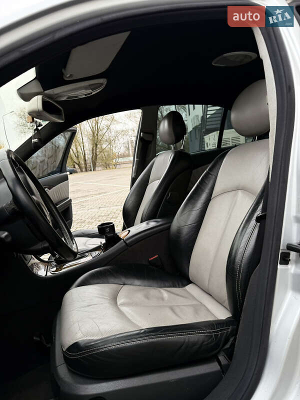 Седан Mercedes-Benz E-Class 2002 в Хмельницком