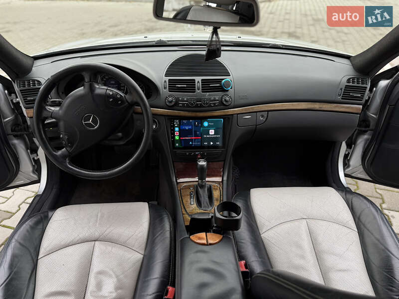 Седан Mercedes-Benz E-Class 2002 в Хмельницком