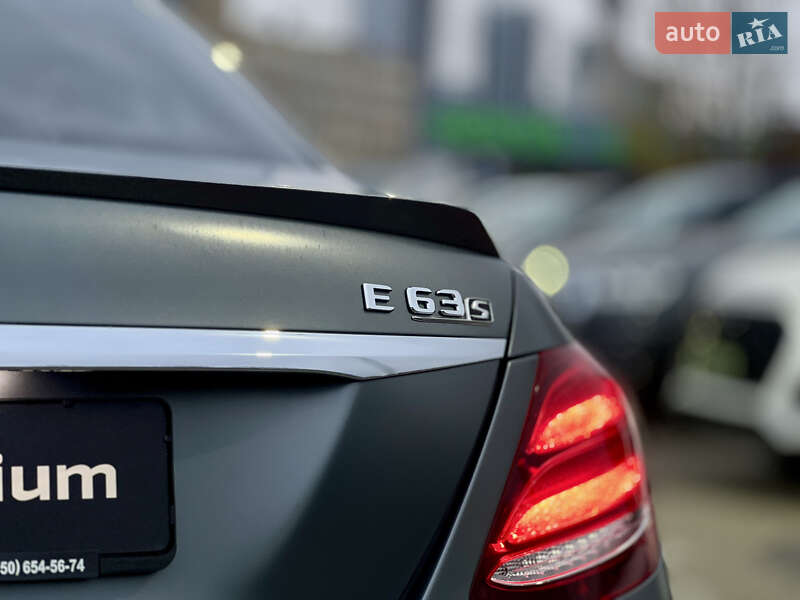 Седан Mercedes-Benz E-Class 2019 в Киеве