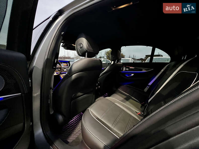 Седан Mercedes-Benz E-Class 2019 в Киеве