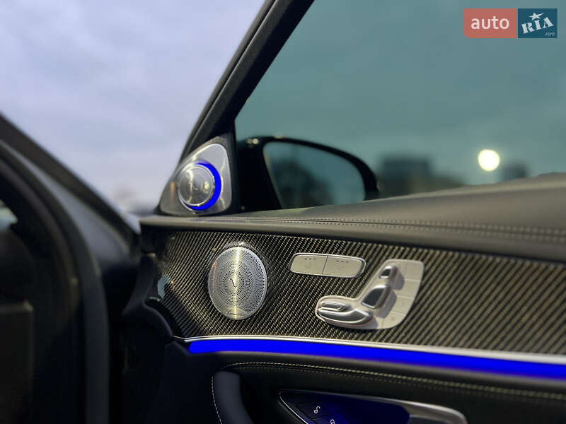 Седан Mercedes-Benz E-Class 2019 в Киеве