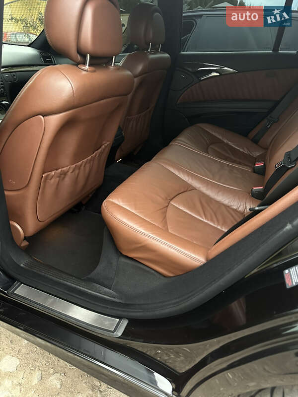 Седан Mercedes-Benz E-Class 2007 в Львові фото 26 Седан Mercedes-Benz E-Class 2007 в Львові