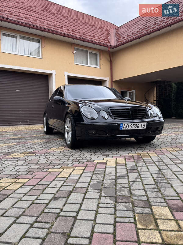 Mercedes-Benz E-Class 2003 Mercedes-Benz E-Class 2003