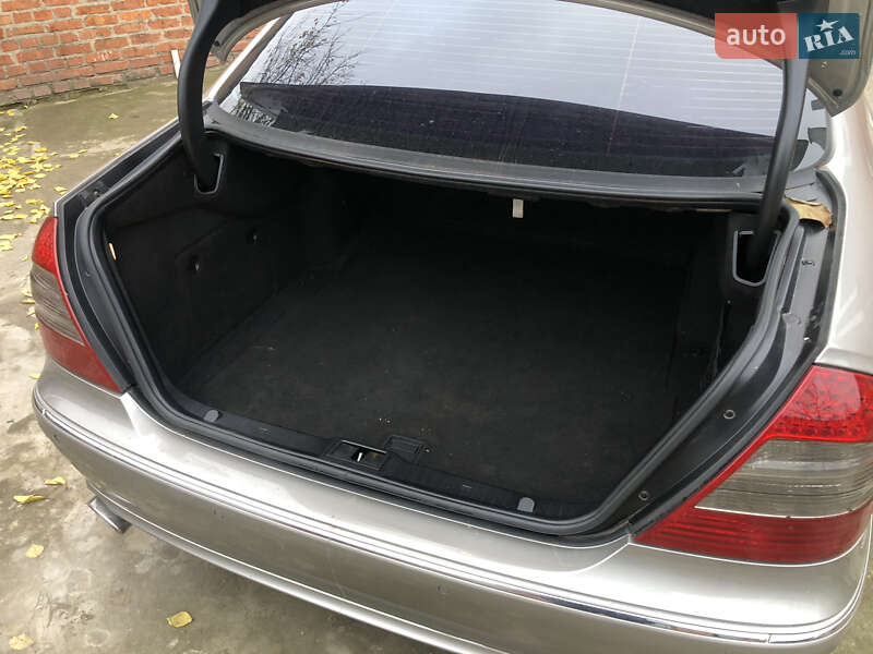 Седан Mercedes-Benz E-Class 2008 в Богодухіву фото 13 Седан Mercedes-Benz E-Class 2008 в Богодухіву