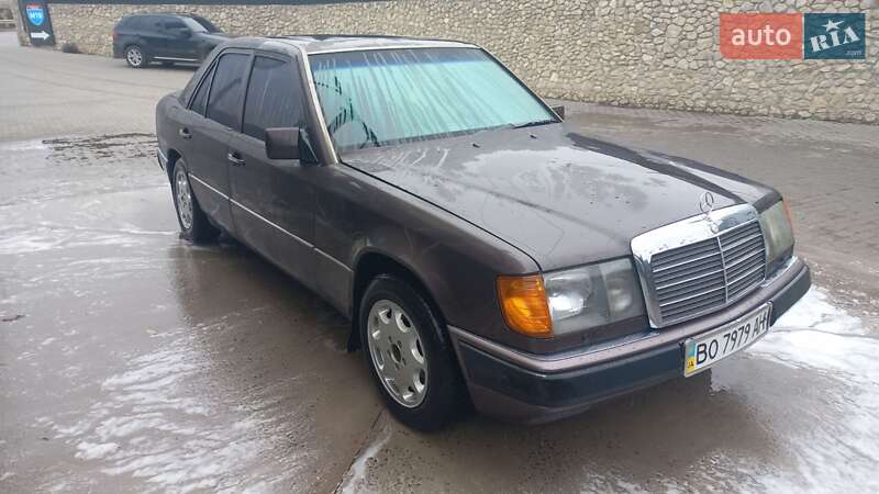 Седан Mercedes-Benz E-Class 1992 в Тернополі фото 5 Седан Mercedes-Benz E-Class 1992 в Тернополі