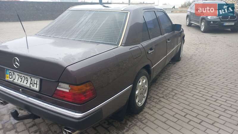 Седан Mercedes-Benz E-Class 1992 в Тернополі фото 13 Седан Mercedes-Benz E-Class 1992 в Тернополі