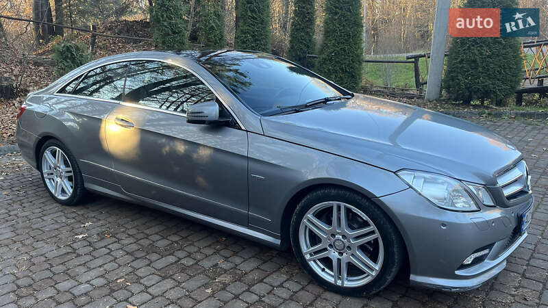 Купе Mercedes-Benz E-Class 2011 в Дрогобыче