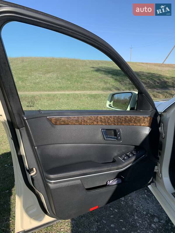 Универсал Mercedes-Benz E-Class 2010 в Тернополе